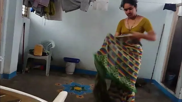 డైరెక్టర్ తో సాధన సె ... - 02:46 min
