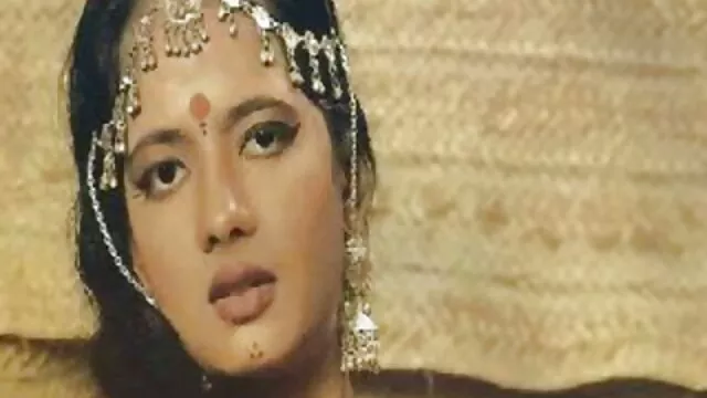 బ్లాండ్ లుక్ రుద్దడం ... - 06:01 min