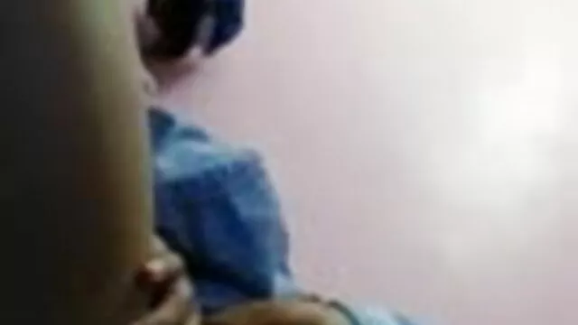 మాత్రలు నిద్ర పట్టిం ... - 02:50 min