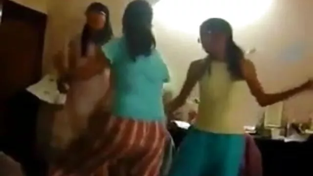 పిల్లలు వీధి తెలుగుస ... - 0:58 min