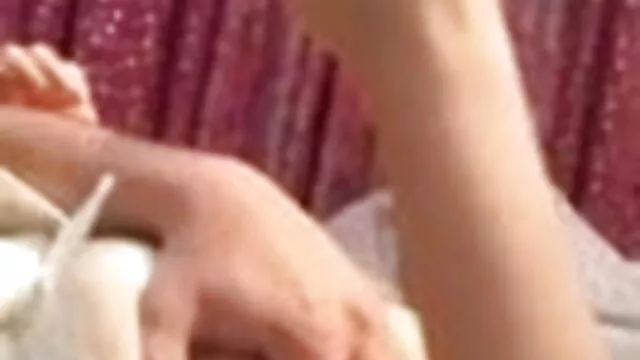అందమైన మిలా క్యాన్సర ... - 02:38 min