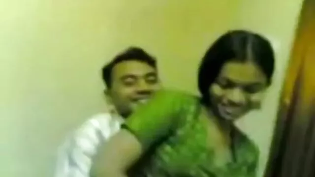 She sucks her tight  ... - 04:58 min