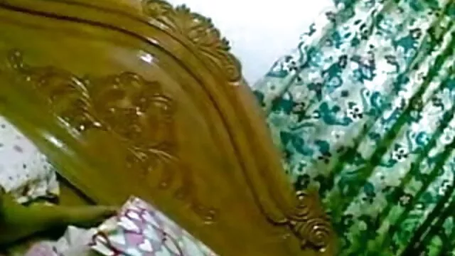 బస్టీ తిరుగుబోతు న్య ... - 03:00 min