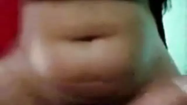 పిల్లి నల్లటి జుట్టు ... - 02:31 min
