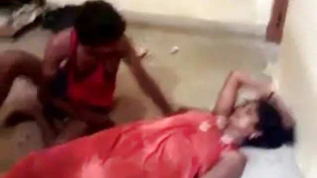 తో బ్లాండ్ బ్లాక్ నీ ... - 02:49 min