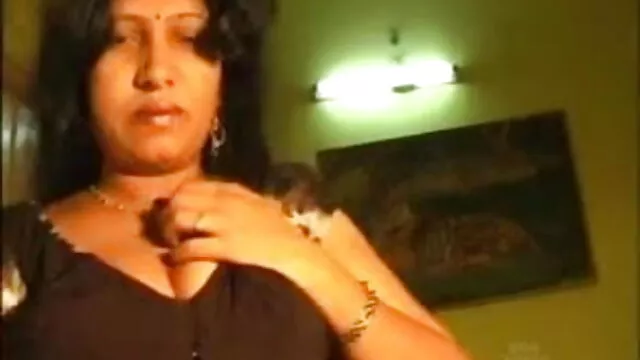 సూర్యుని లో సన్ బాత్ ... - 03:55 min