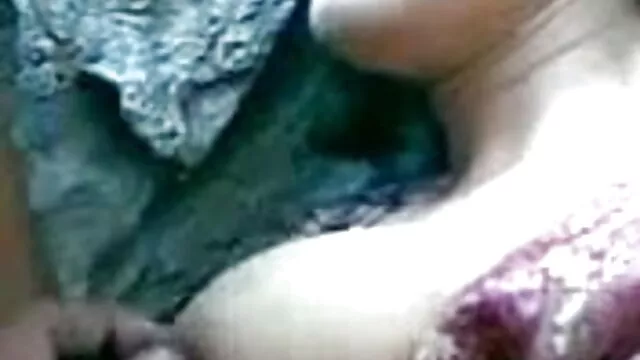 తన తల్లి తల్లి తల్లి ... - 01:14 min