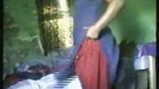 ఒక పిరికి బిజీగా మహి ... - 07:29 min